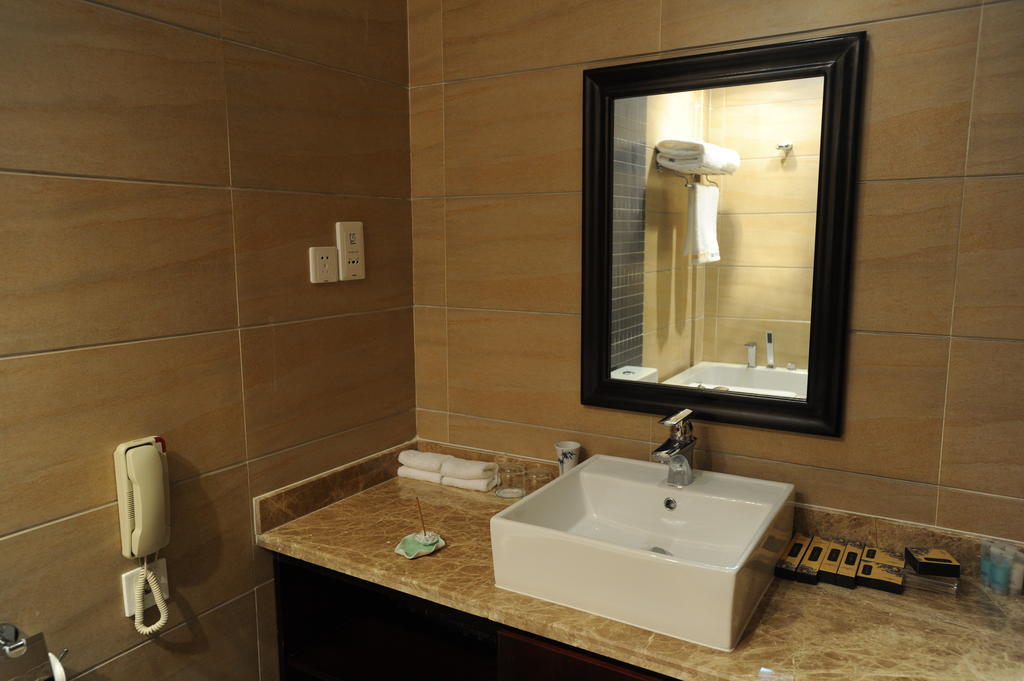 Wanrun International Resort Hotel In Tibet Xigaze Ruang foto